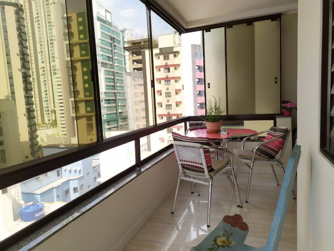 Apartamento, 3 quartos, 100 m² - Foto 1