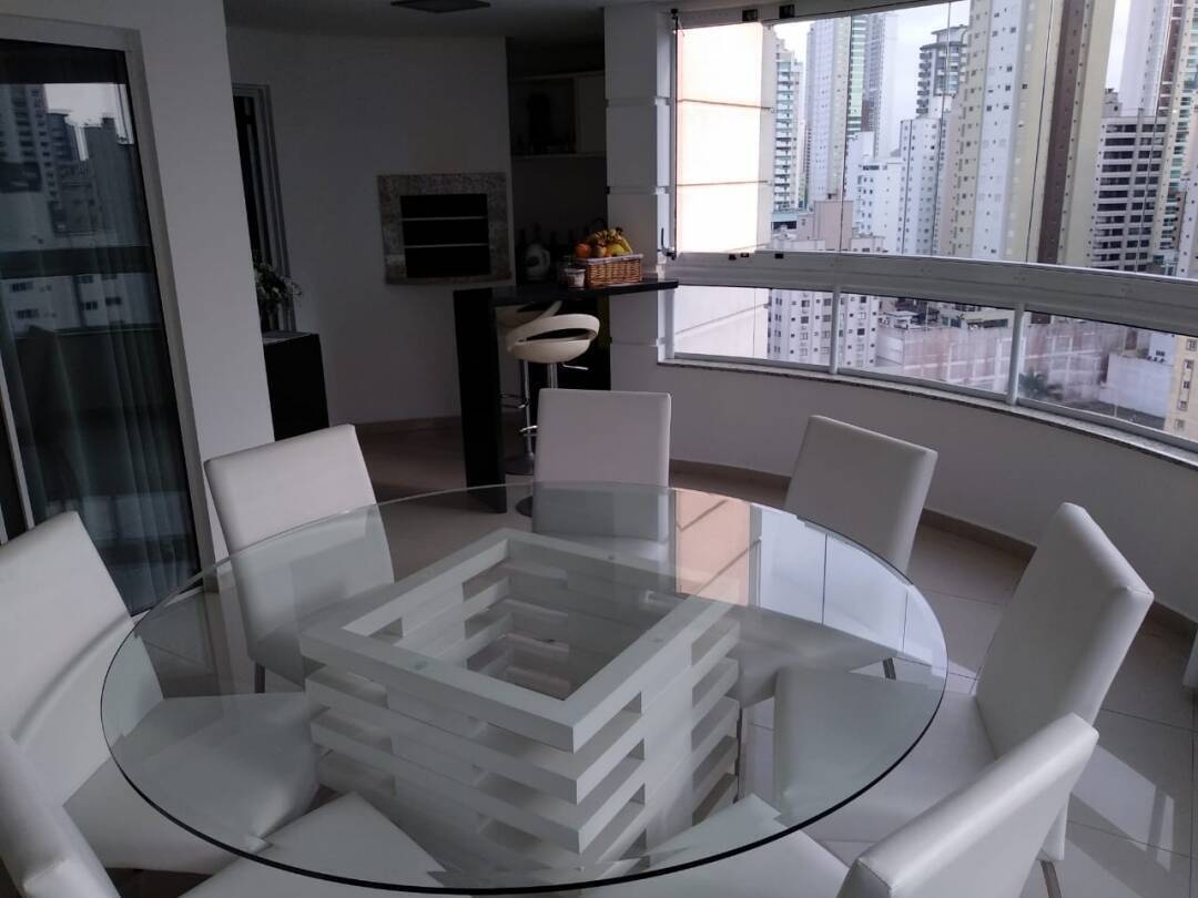 Apartamento, 3 quartos, 150 m² - Foto 2