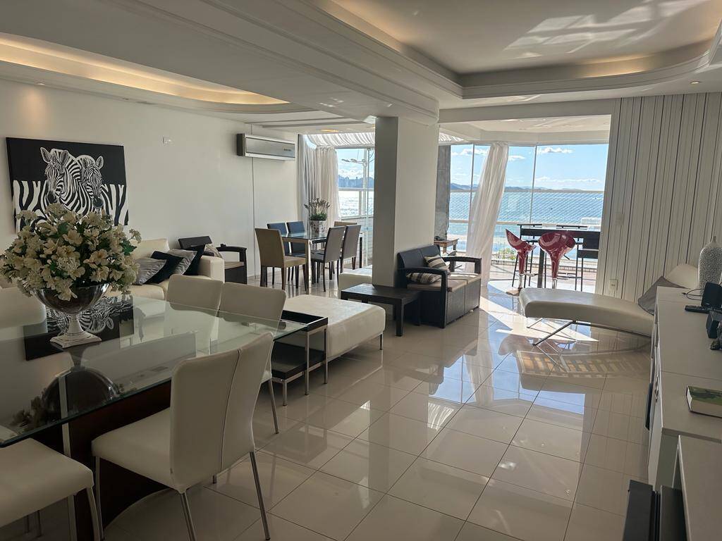 Apartamento, 4 quartos, 250 m² - Foto 2