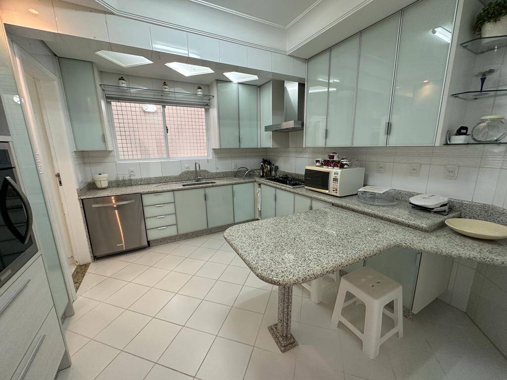 Apartamento, 4 quartos, 250 m² - Foto 19