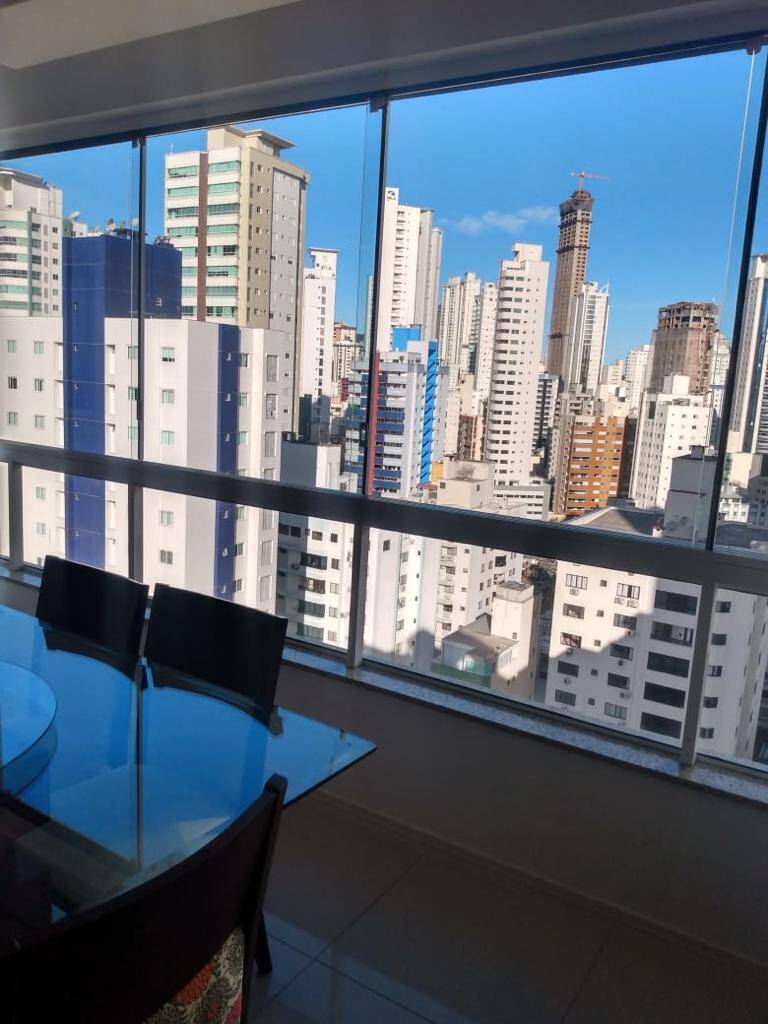 Apartamento, 3 quartos, 130 m² - Foto 2