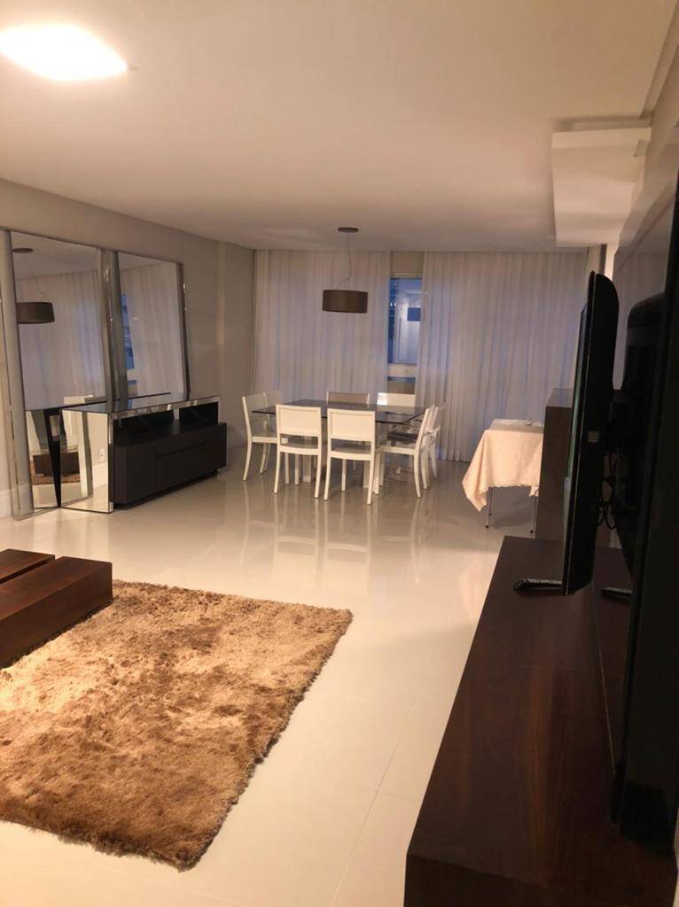 Apartamento, 4 quartos, 210 m² - Foto 2