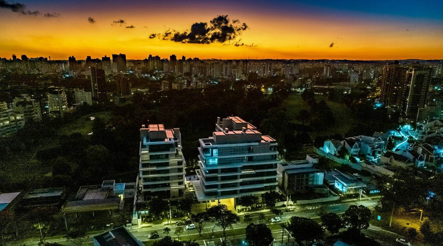 Cobertura à venda com 4 quartos, 417m² - Foto 4
