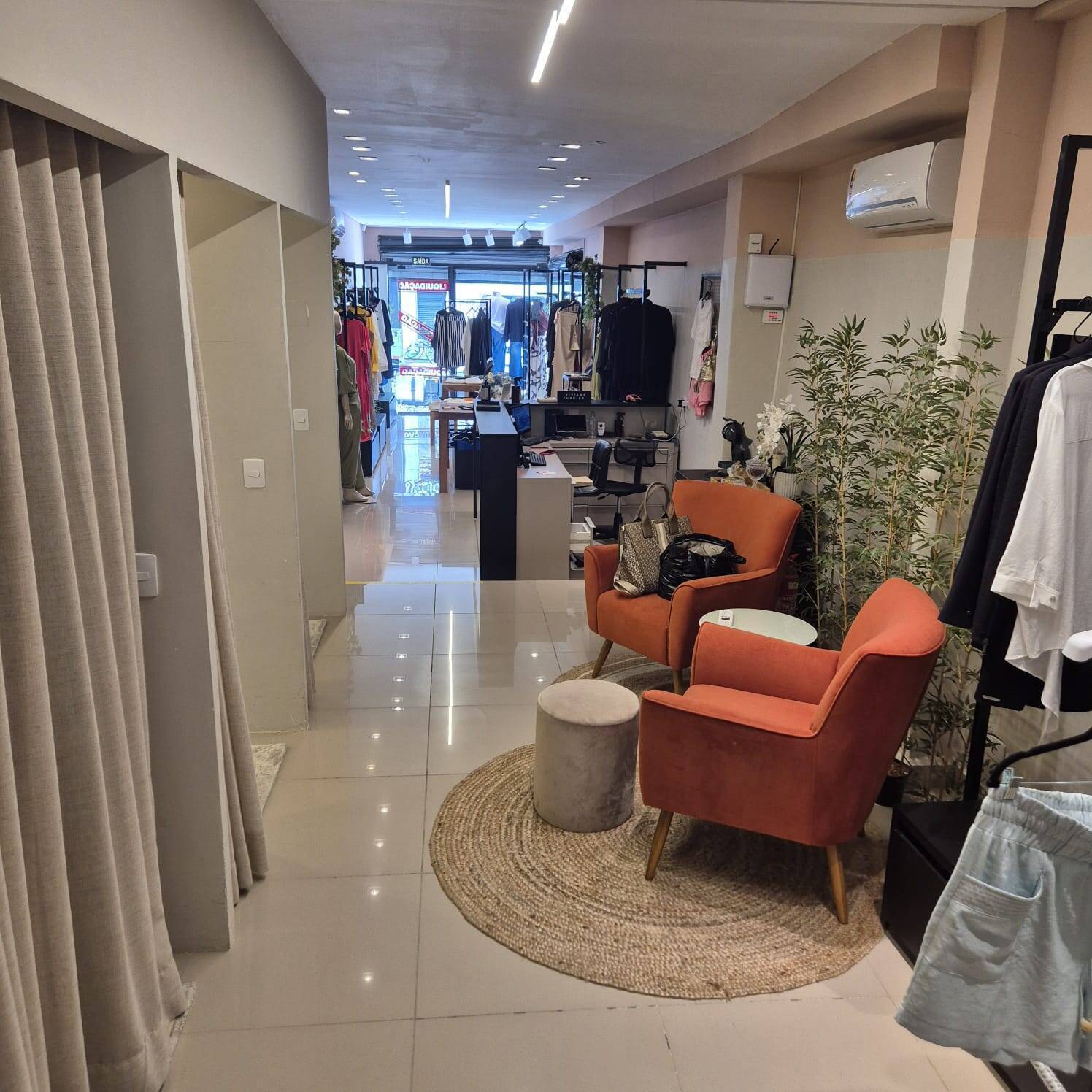 Loja-Salão à venda, 65m² - Foto 1