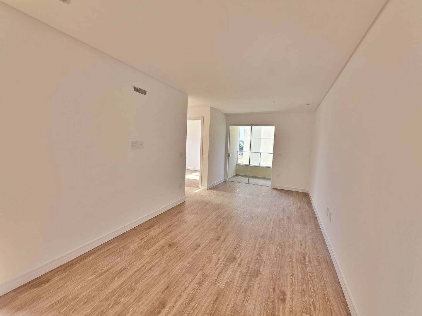Apartamento para alugar com 2 quartos, 55m² - Foto 4