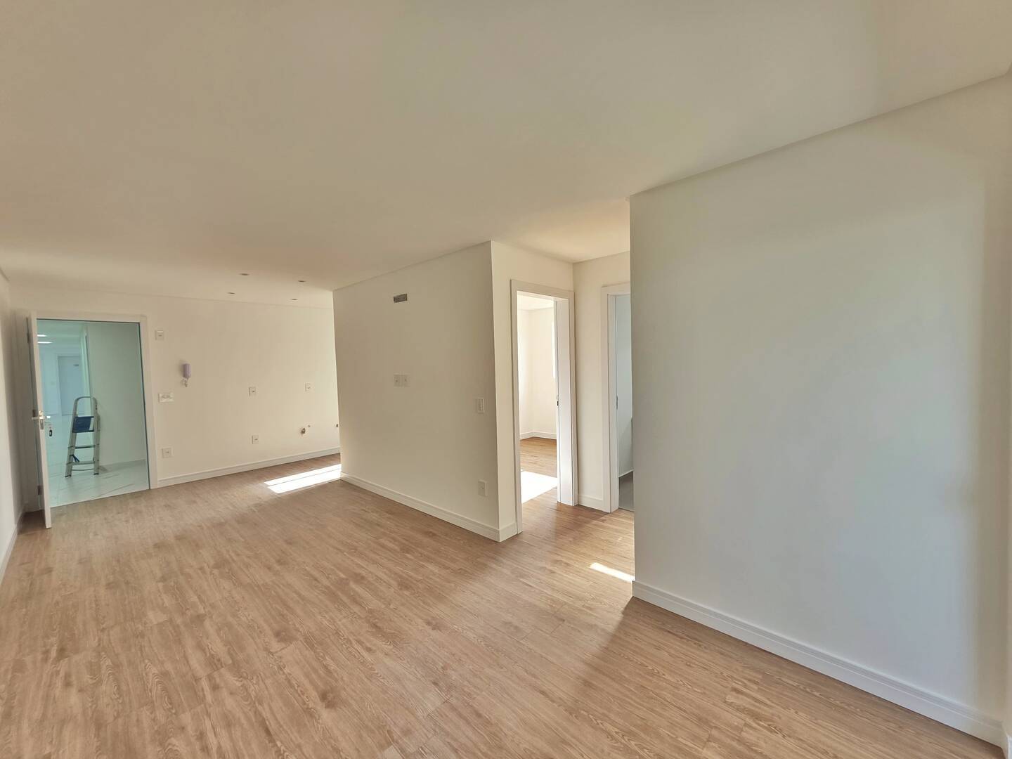 Apartamento para alugar com 2 quartos, 55m² - Foto 5
