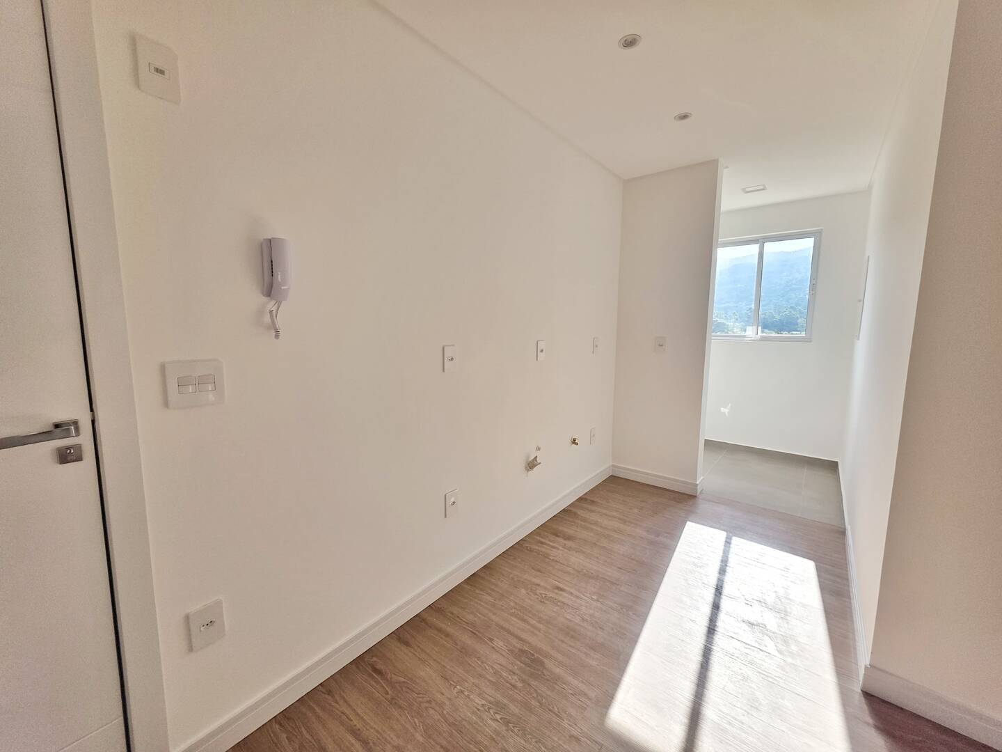 Apartamento para alugar com 2 quartos, 55m² - Foto 7