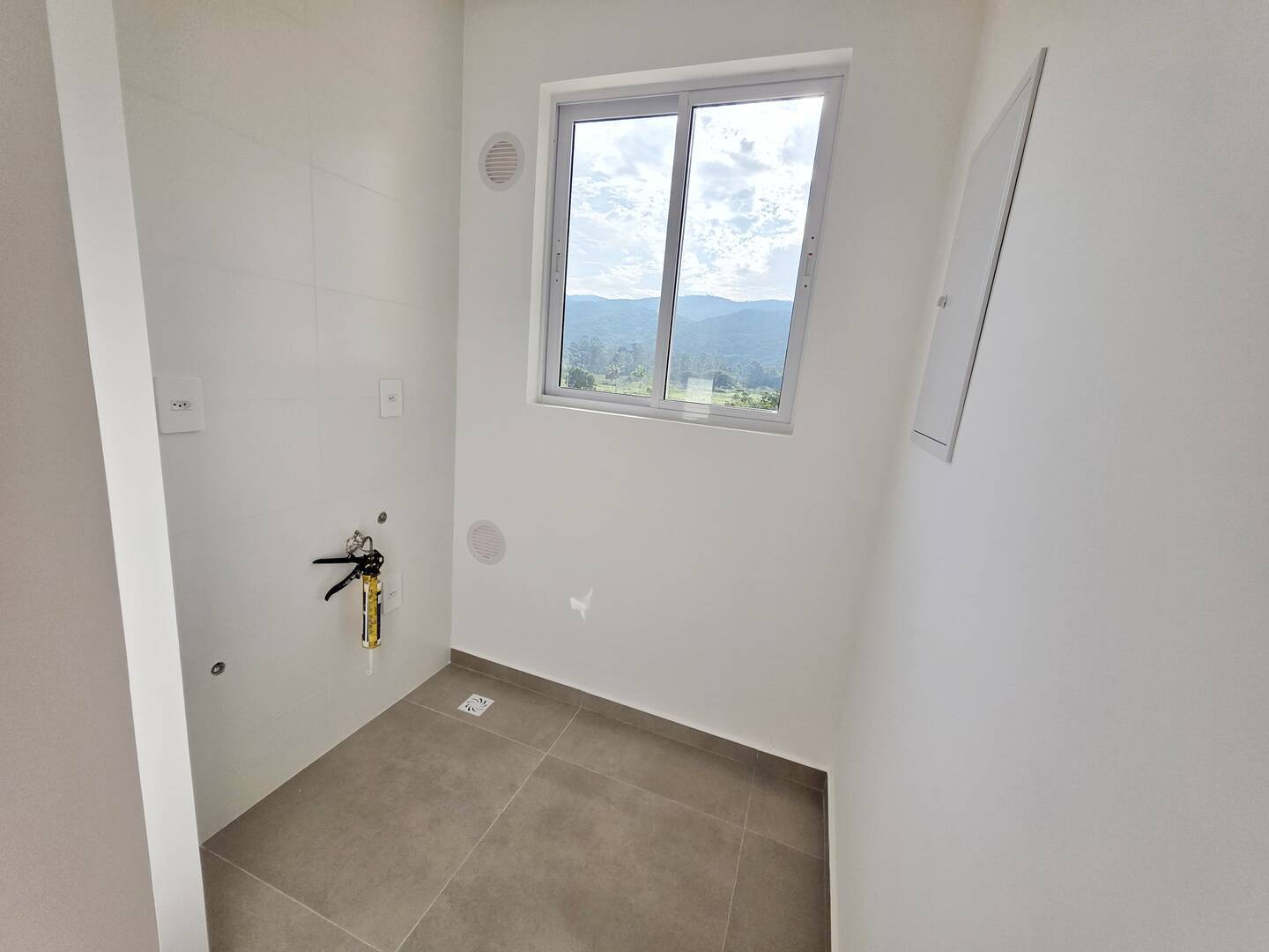 Apartamento para alugar com 2 quartos, 55m² - Foto 8