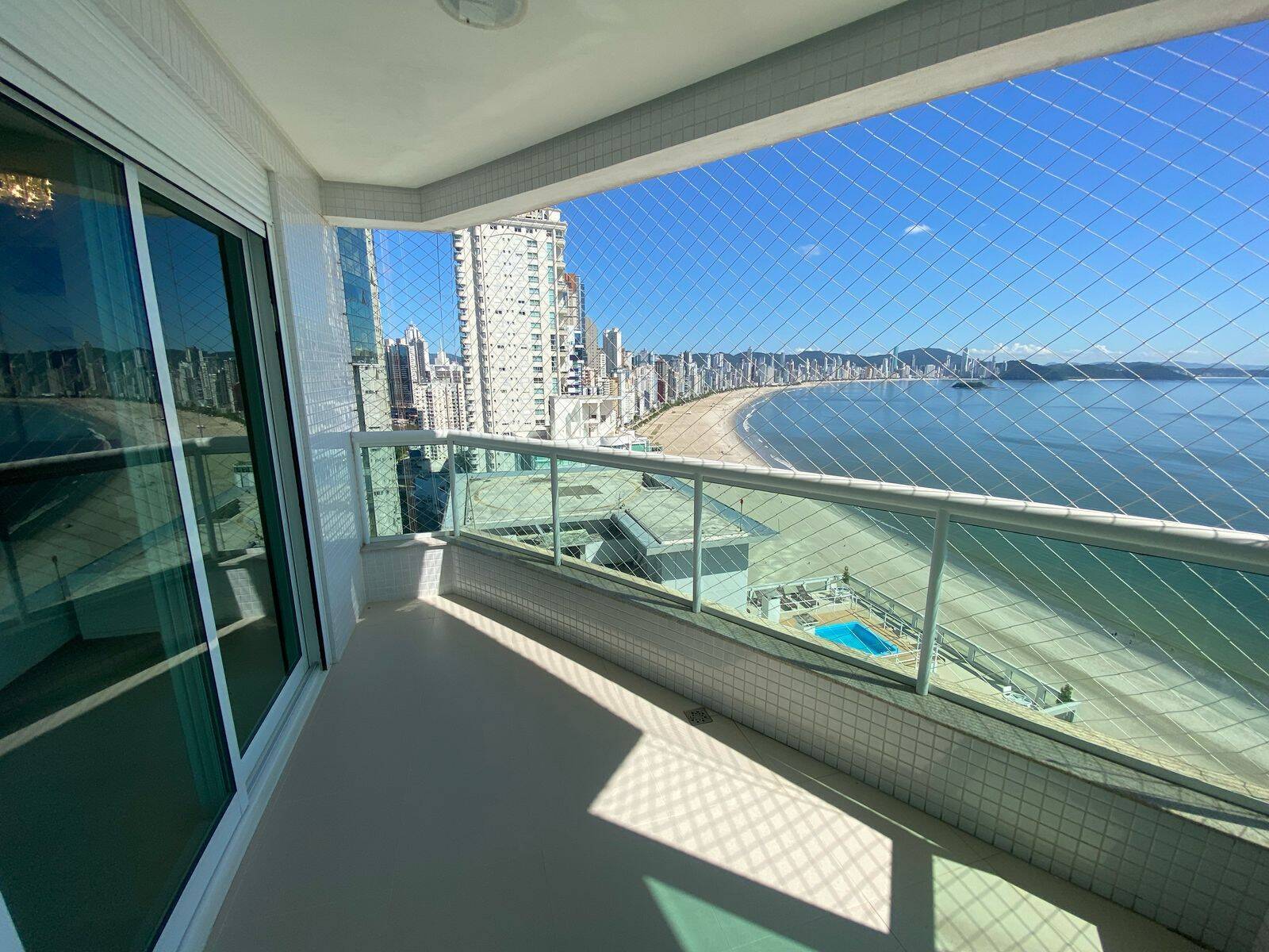 Apartamento, 3 quartos, 190 m² - Foto 1