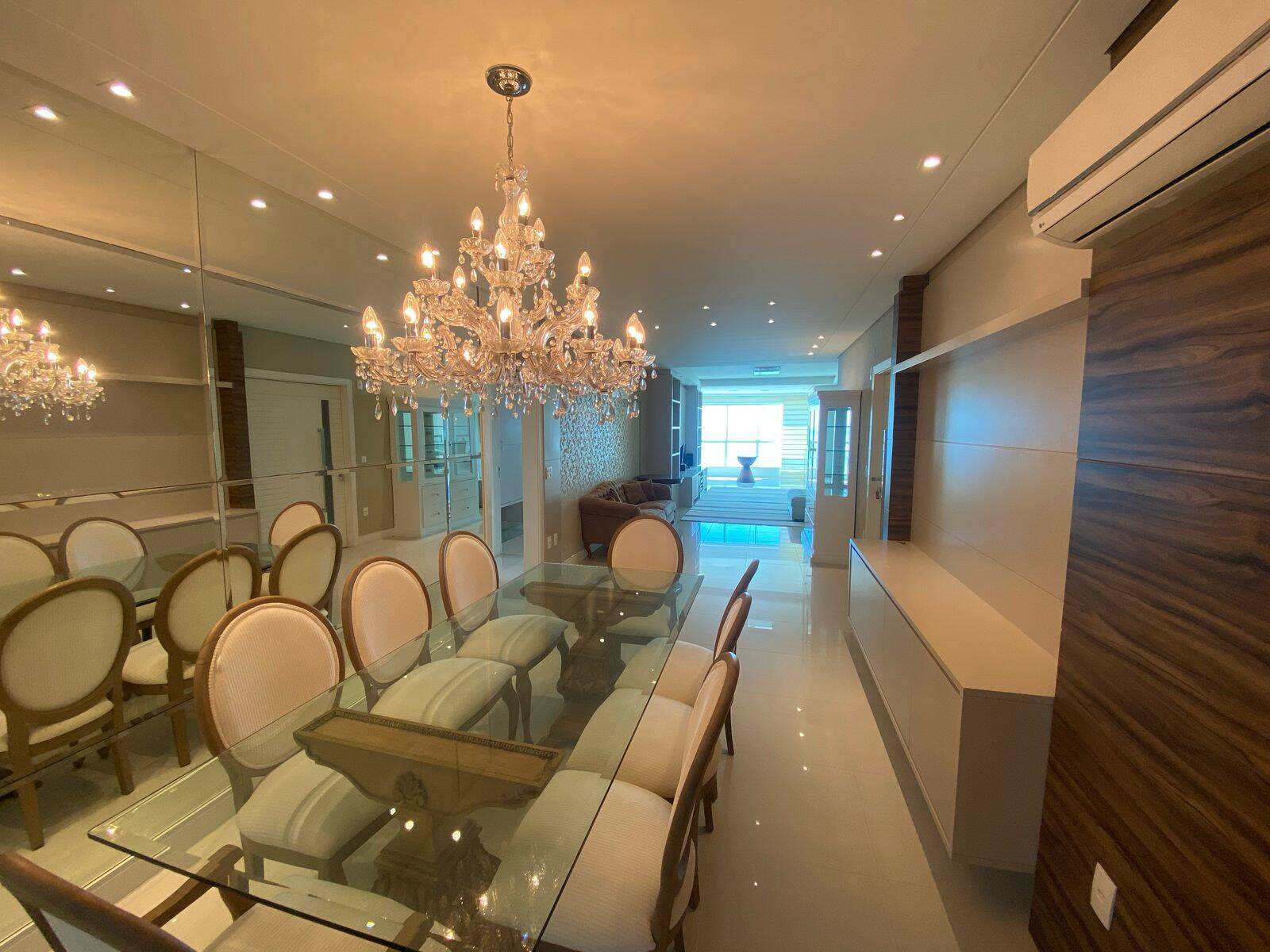 Apartamento, 3 quartos, 190 m² - Foto 11