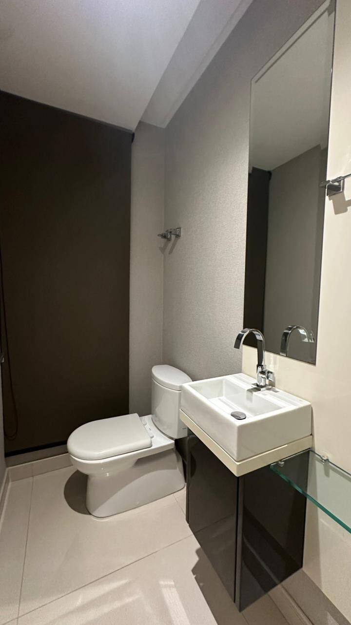 Apartamento para alugar com 3 quartos, 137m² - Foto 27