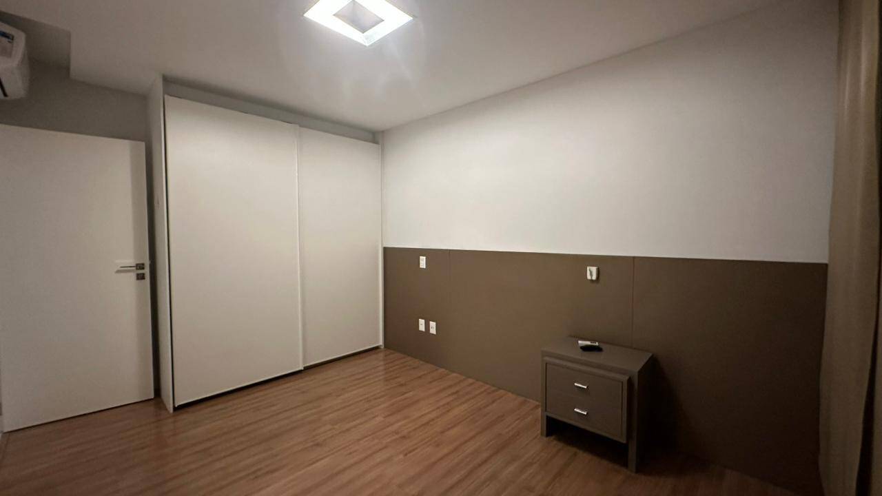 Apartamento para alugar com 3 quartos, 137m² - Foto 35