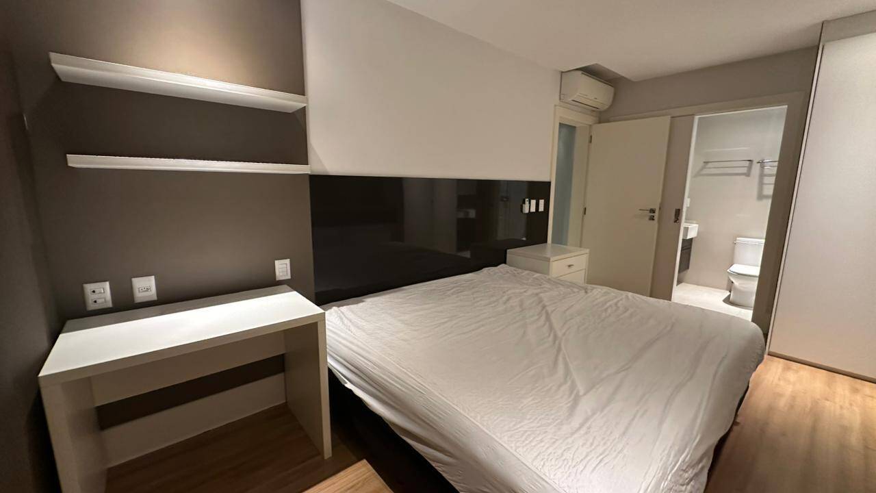 Apartamento para alugar com 3 quartos, 137m² - Foto 41