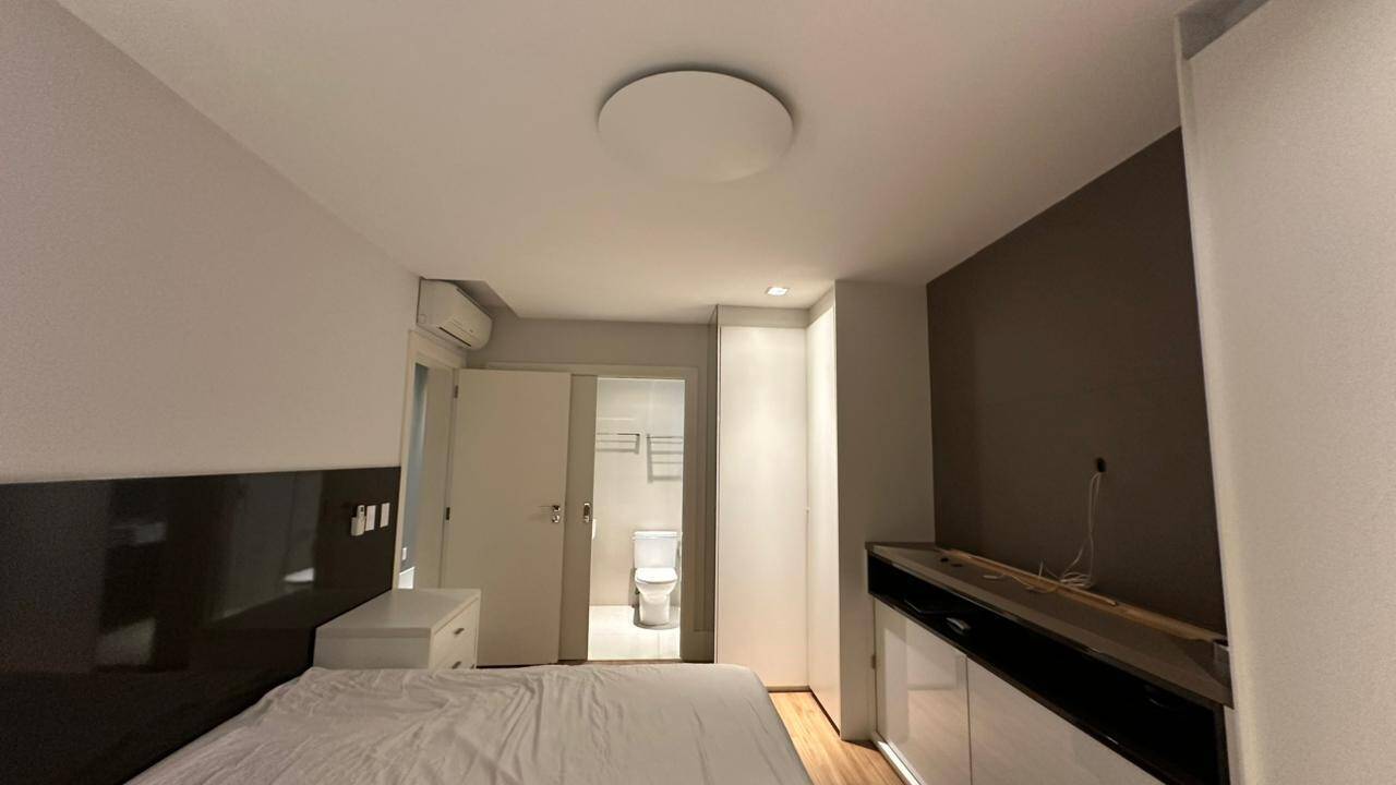 Apartamento para alugar com 3 quartos, 137m² - Foto 43