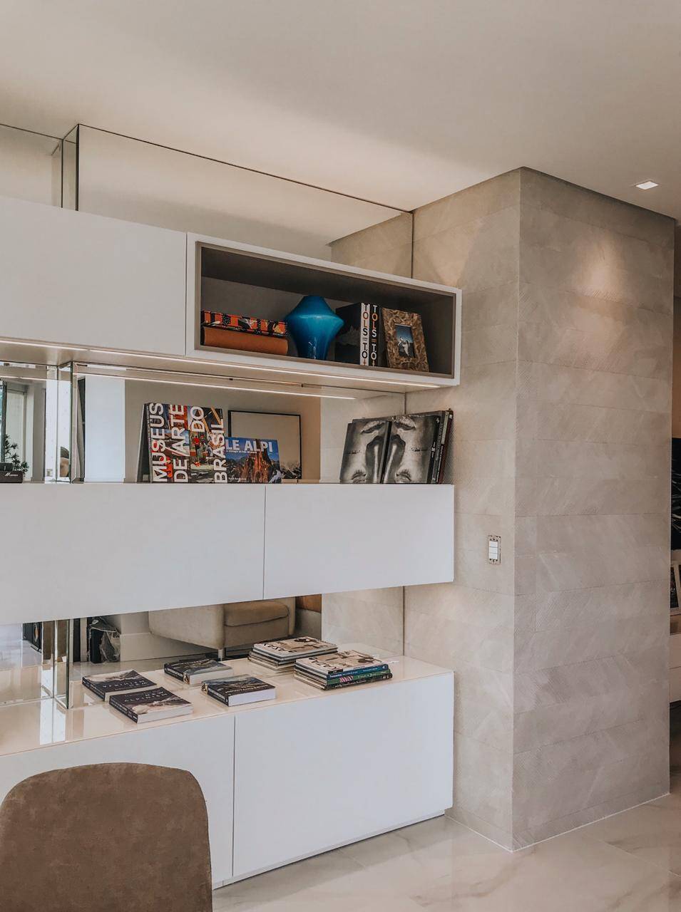 Apartamento para alugar com 3 quartos, 160m² - Foto 14
