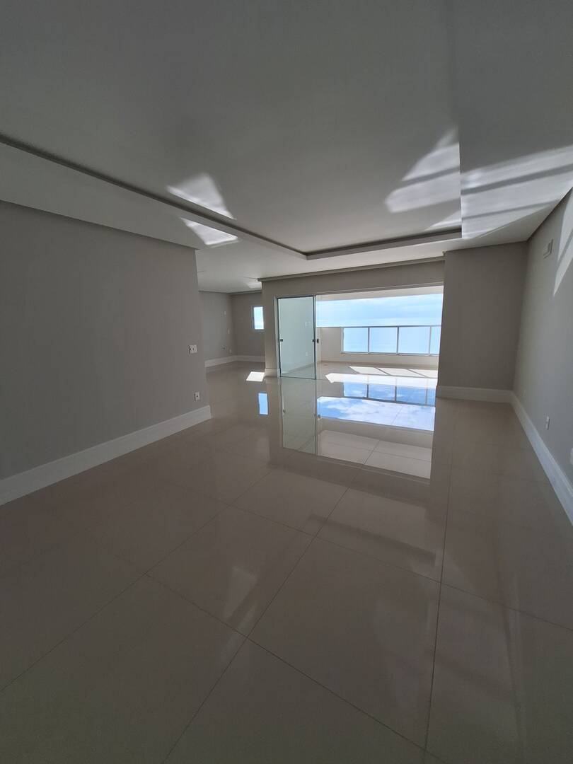 Apartamento para alugar com 4 quartos, 183m² - Foto 10
