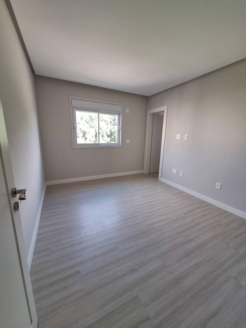 Apartamento para alugar com 4 quartos, 183m² - Foto 13