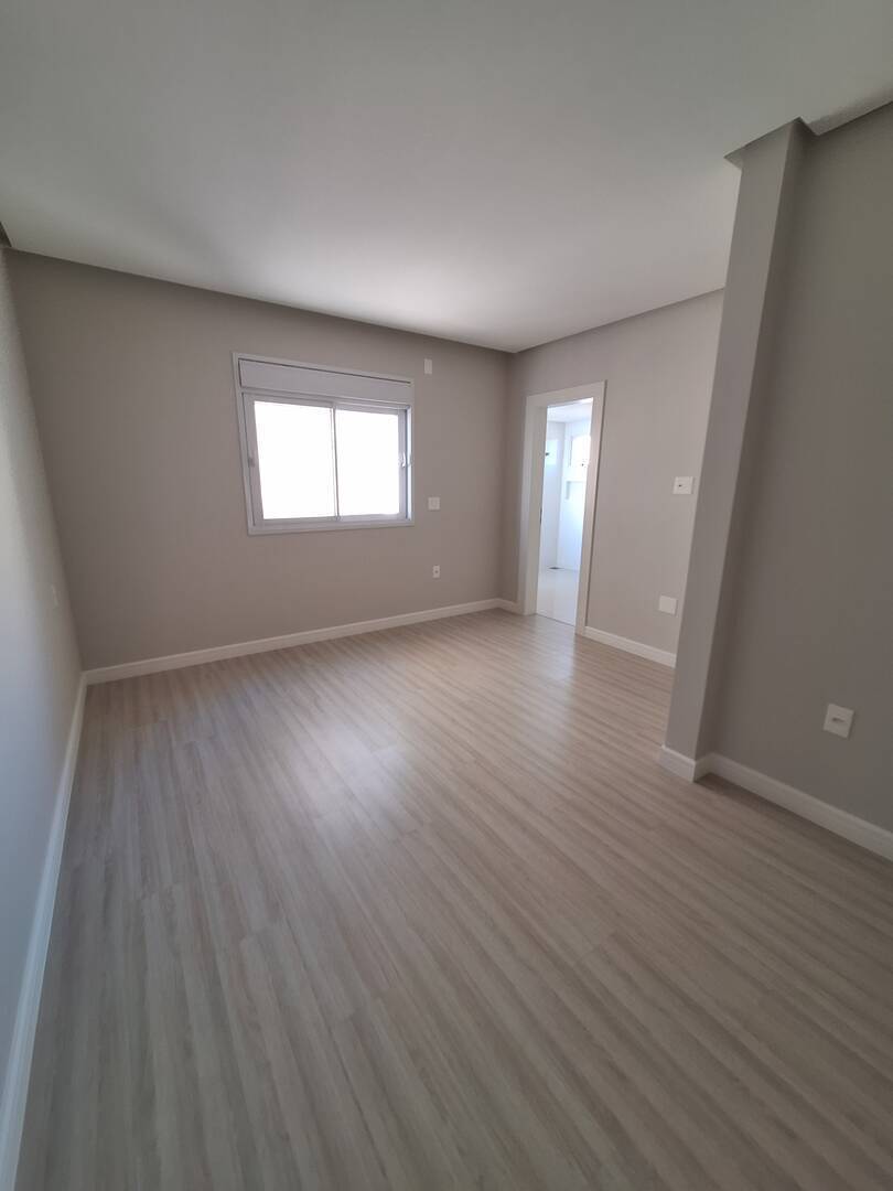 Apartamento para alugar com 4 quartos, 182m² - Foto 17