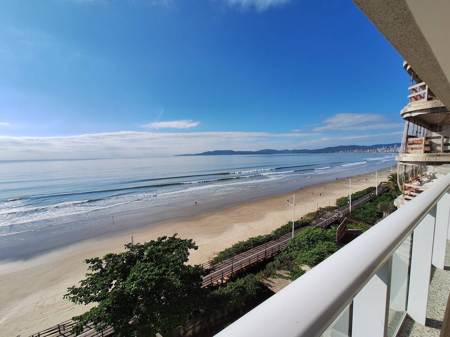 Apartamento para alugar com 4 quartos, 182m² - Foto 3