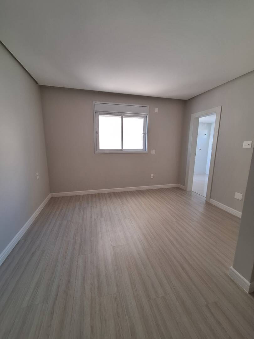 Apartamento para alugar com 4 quartos, 182m² - Foto 8
