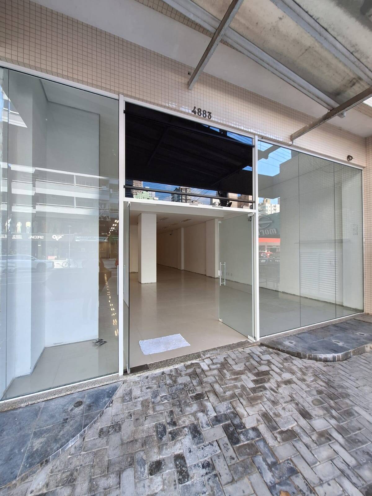Conjunto Comercial-Sala para alugar, 301m² - Foto 1