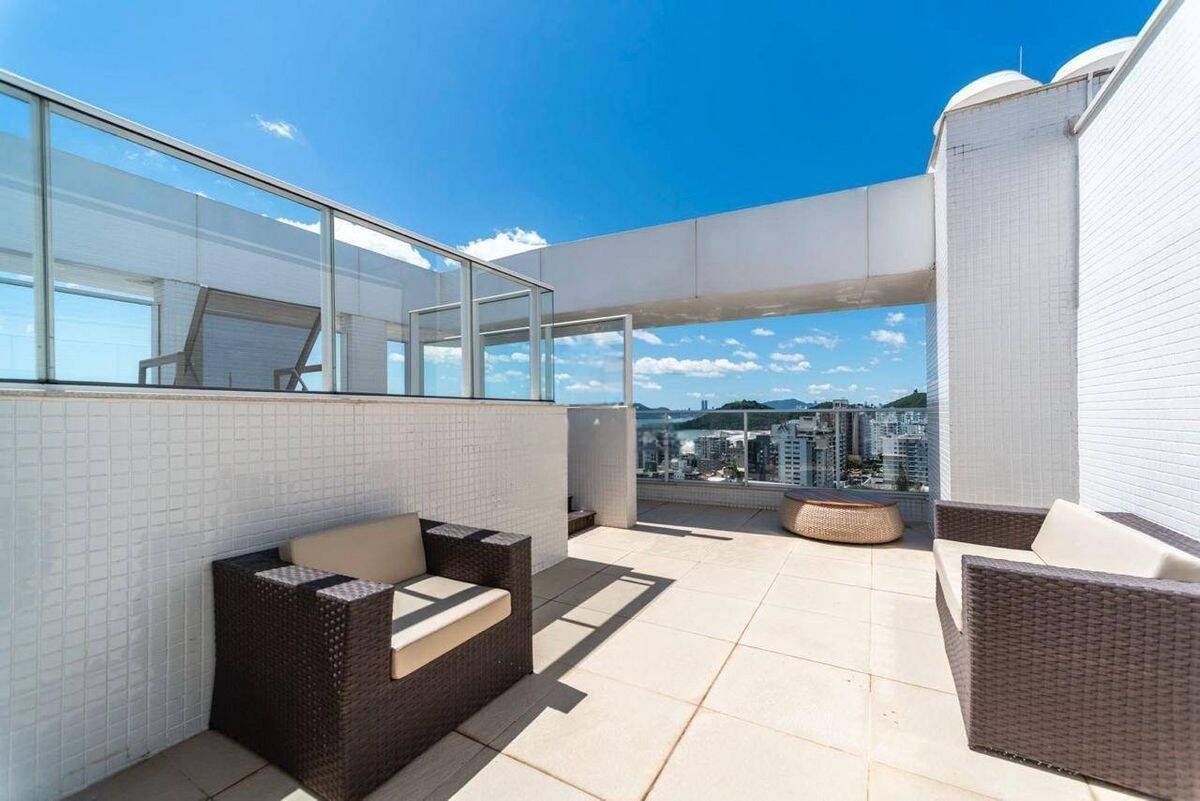 Cobertura para alugar com 3 quartos, 210m² - Foto 7