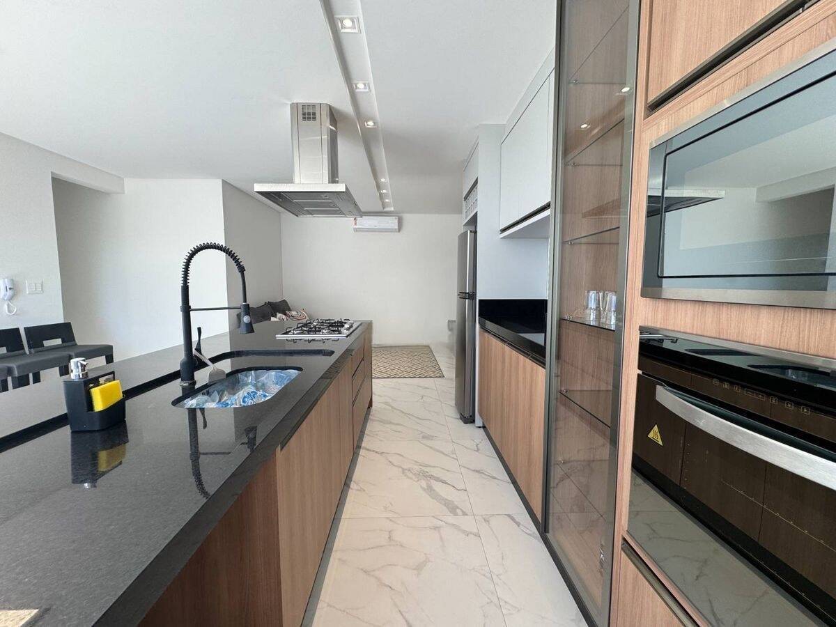 Apartamento para alugar com 3 quartos, 109m² - Foto 8