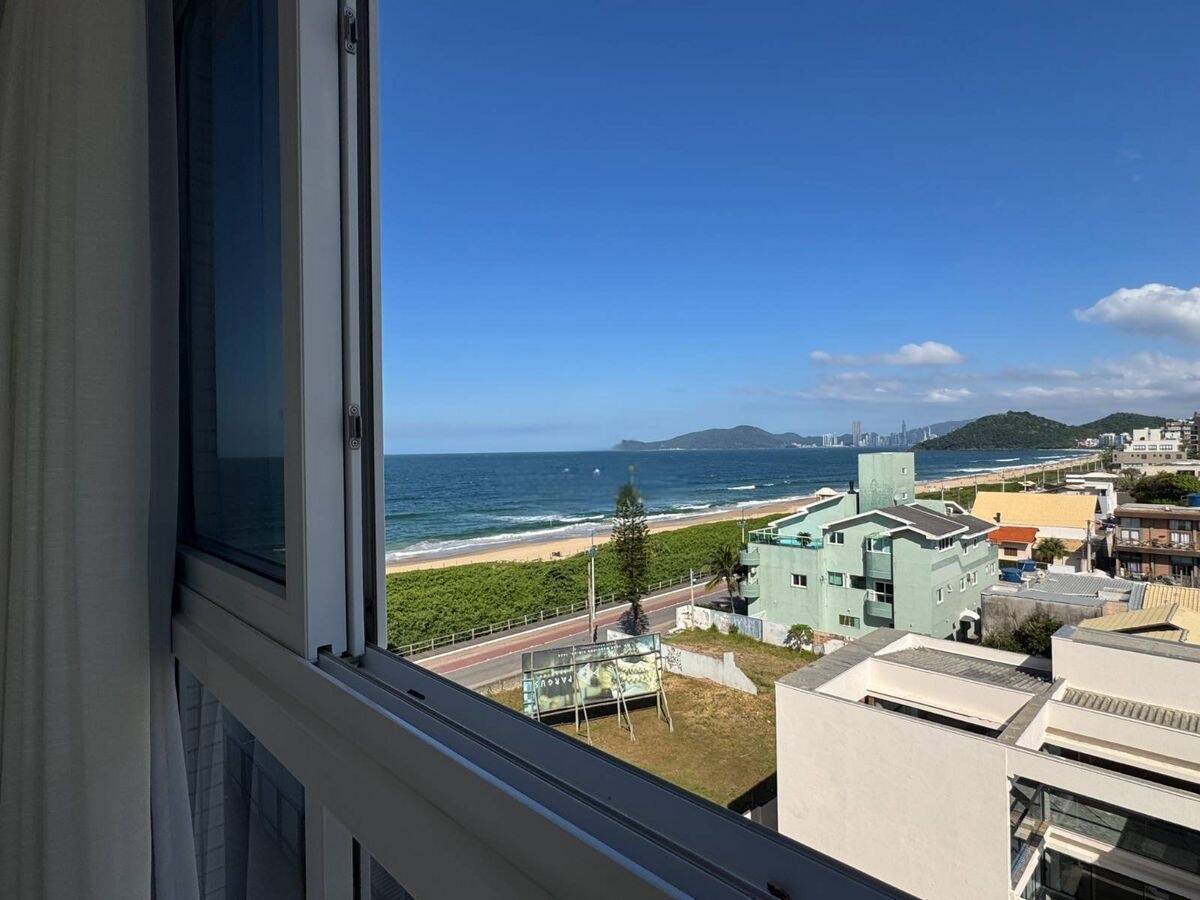 Apartamento para alugar com 3 quartos, 109m² - Foto 13