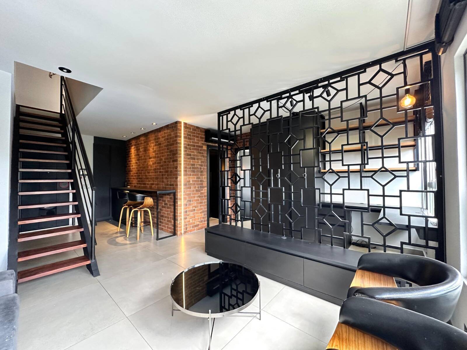 Cobertura para alugar com 1 quarto, 140m² - Foto 1