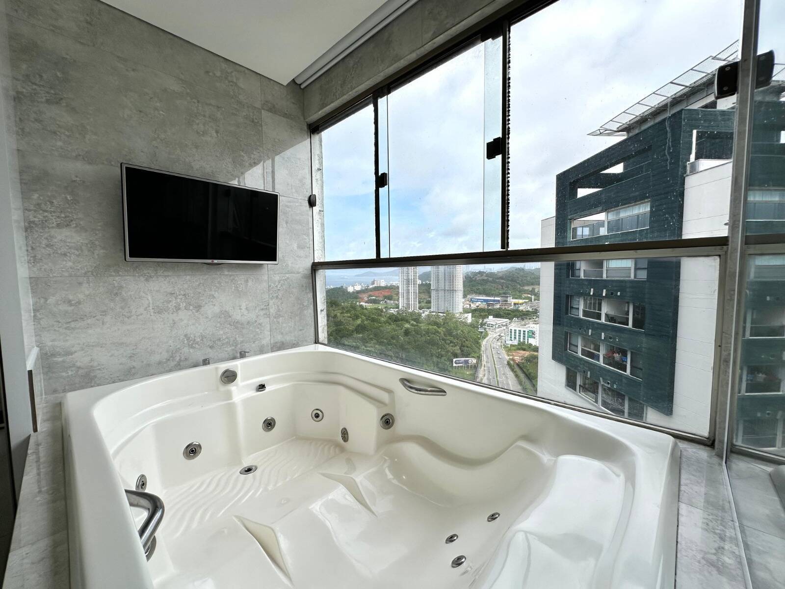 Cobertura para alugar com 1 quarto, 140m² - Foto 6