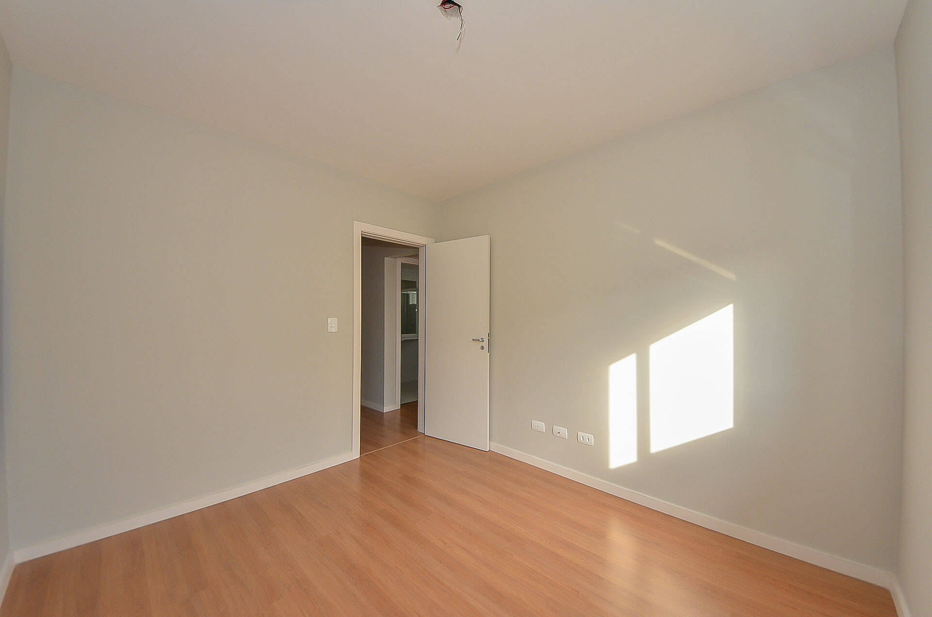 Casa à venda com 3 quartos, 121m² - Foto 3