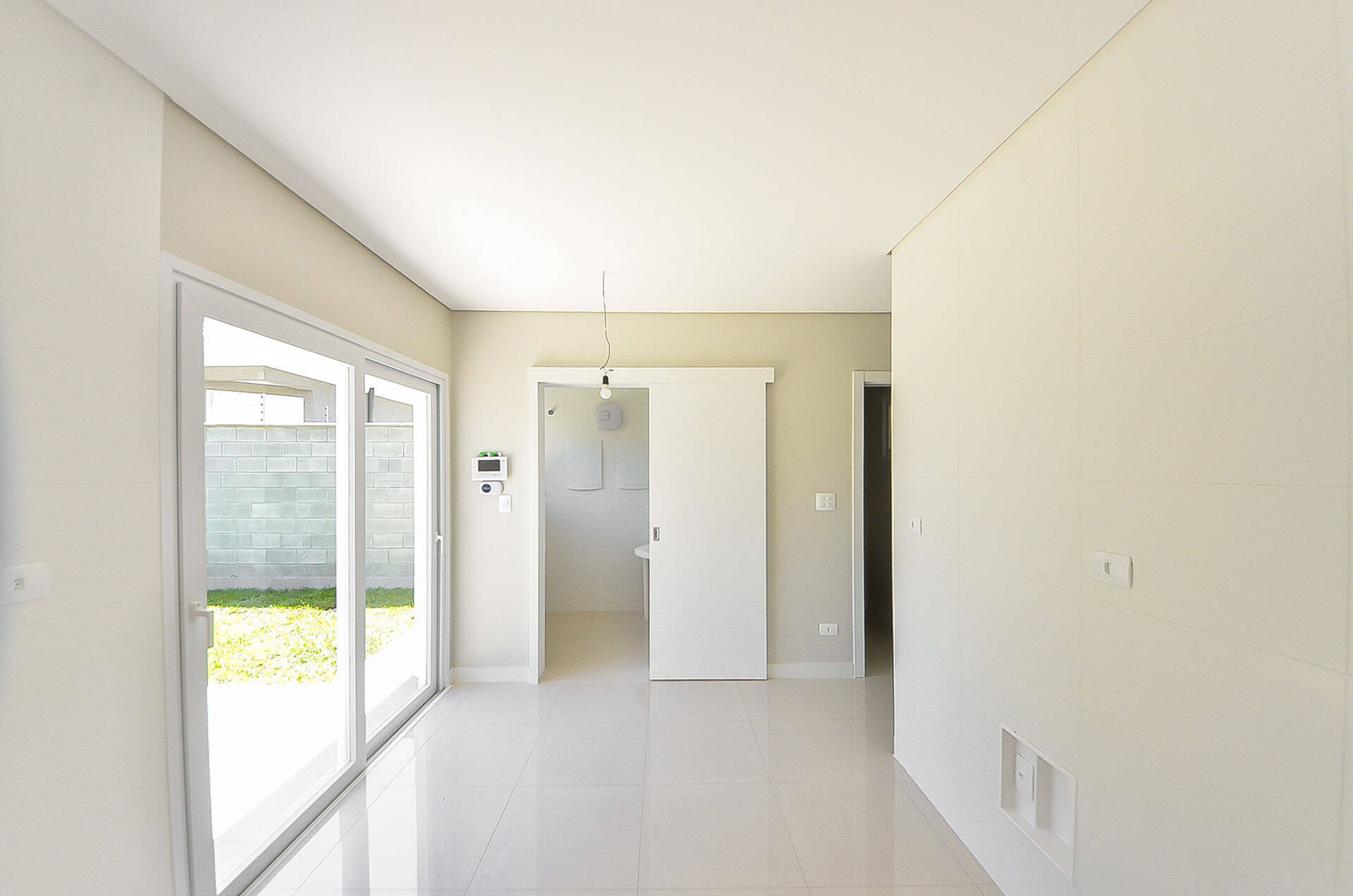Casa à venda com 3 quartos, 121m² - Foto 13