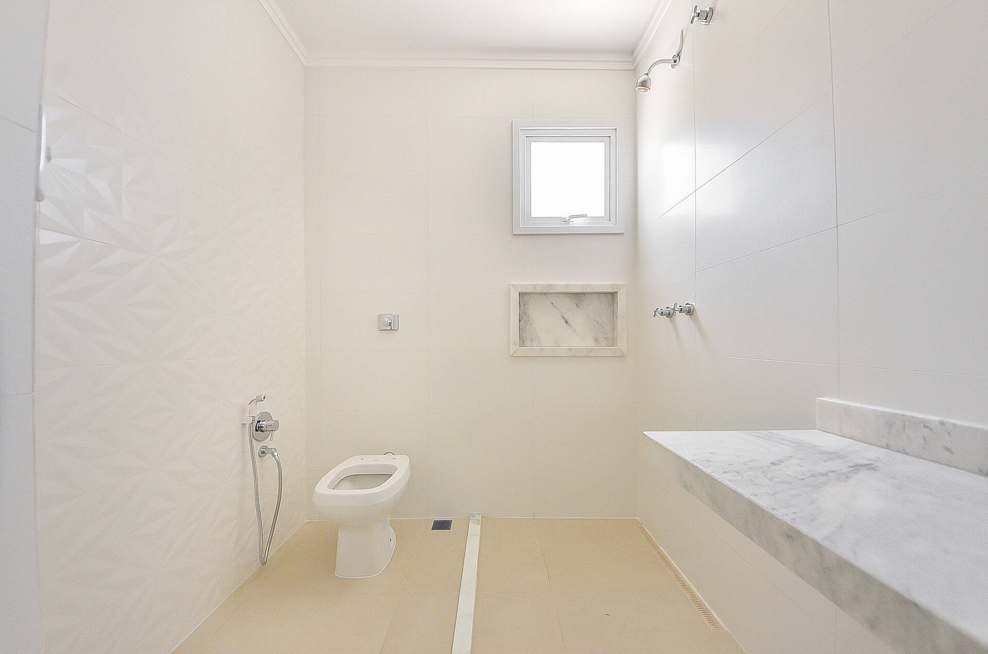 Casa à venda com 3 quartos, 121m² - Foto 19