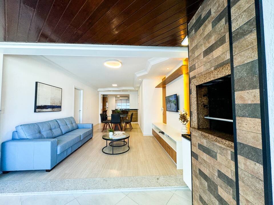 Apartamento para alugar com 4 quartos, 158m² - Foto 11