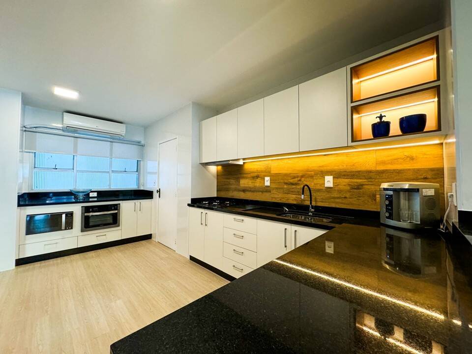 Apartamento para alugar com 4 quartos, 158m² - Foto 17