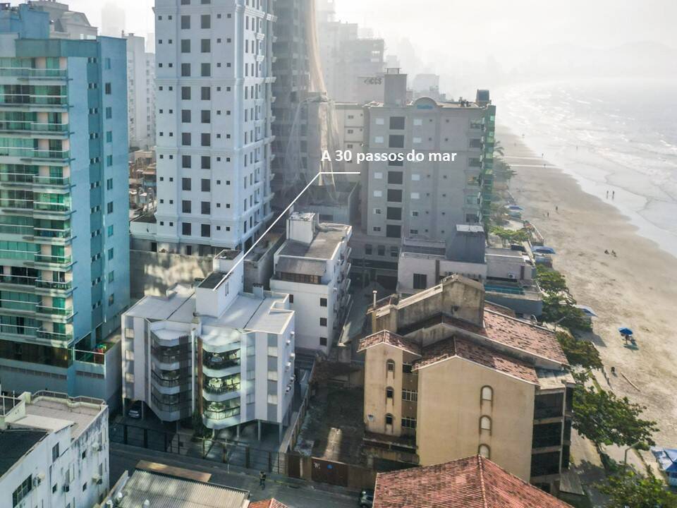 Apartamento para alugar com 4 quartos, 158m² - Foto 2