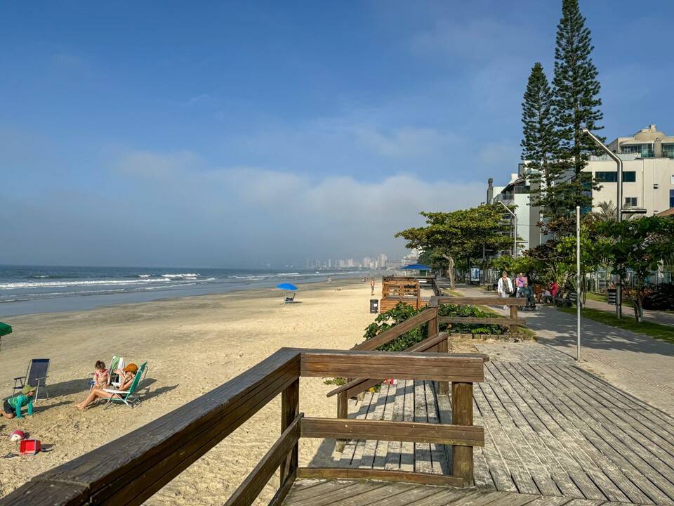 Apartamento para alugar com 4 quartos, 158m² - Foto 6