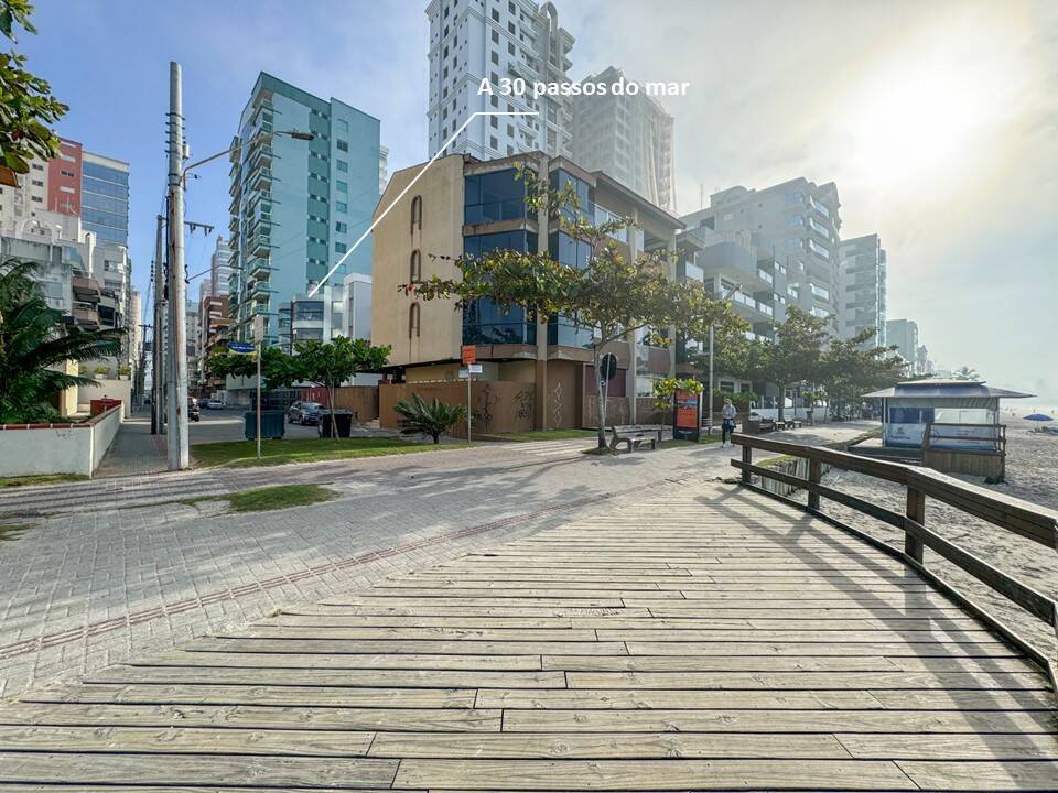 Apartamento para alugar com 4 quartos, 158m² - Foto 9
