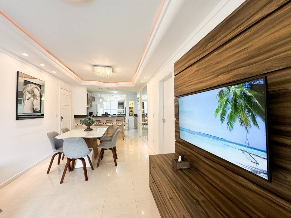 Apartamento para alugar com 4 quartos, 158m² - Foto 19