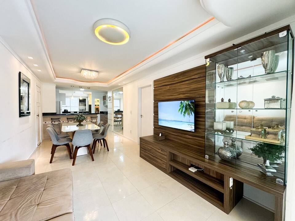 Apartamento para alugar com 4 quartos, 158m² - Foto 24