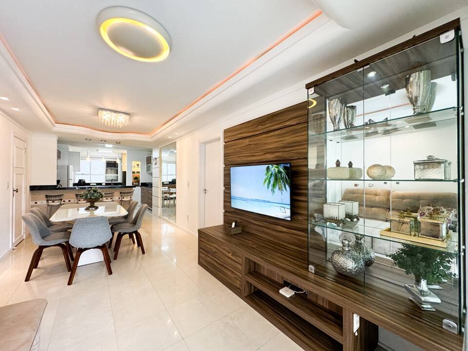 Apartamento para alugar com 4 quartos, 158m² - Foto 31
