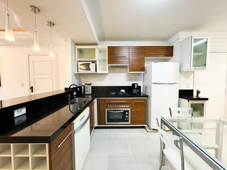 Apartamento para alugar com 4 quartos, 158m² - Foto 37