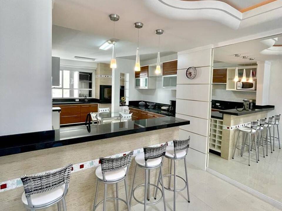 Apartamento para alugar com 4 quartos, 158m² - Foto 39