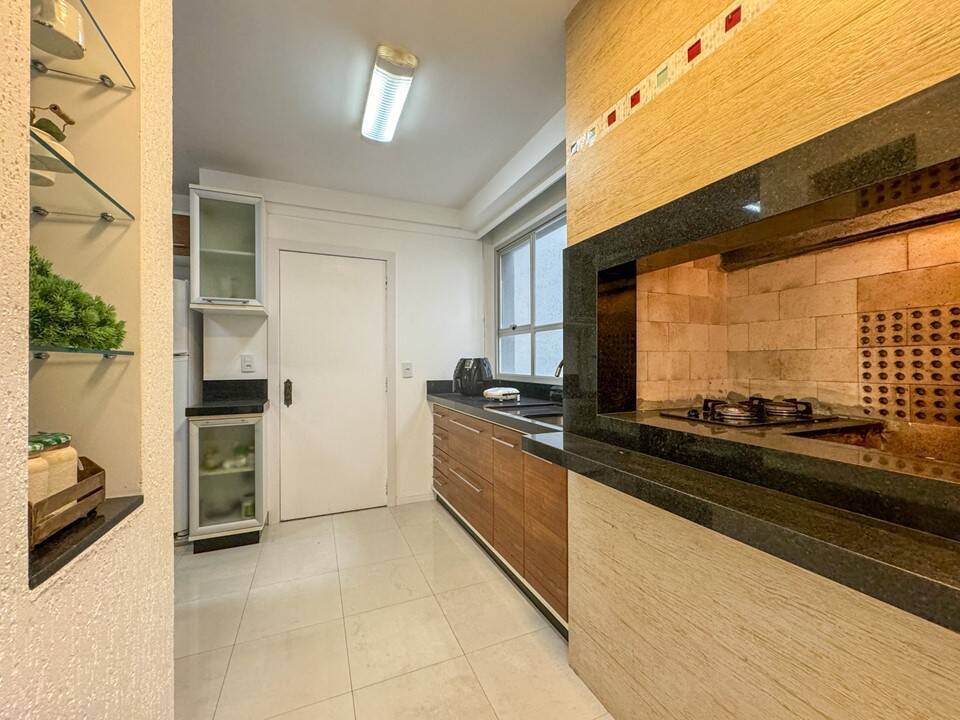 Apartamento para alugar com 4 quartos, 158m² - Foto 40