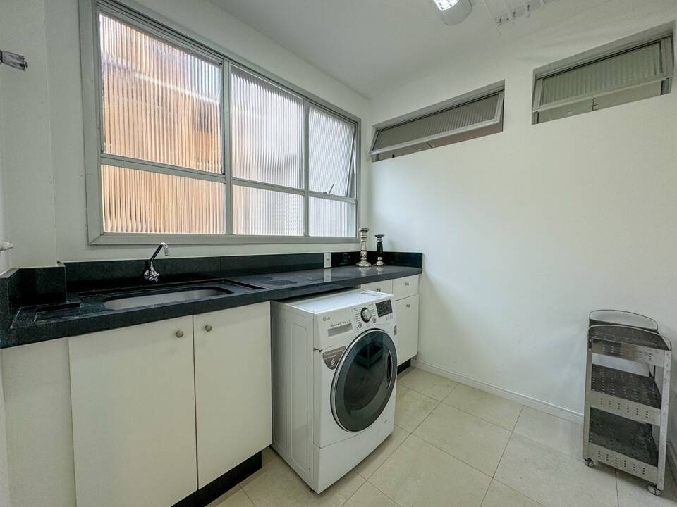 Apartamento para alugar com 4 quartos, 158m² - Foto 46