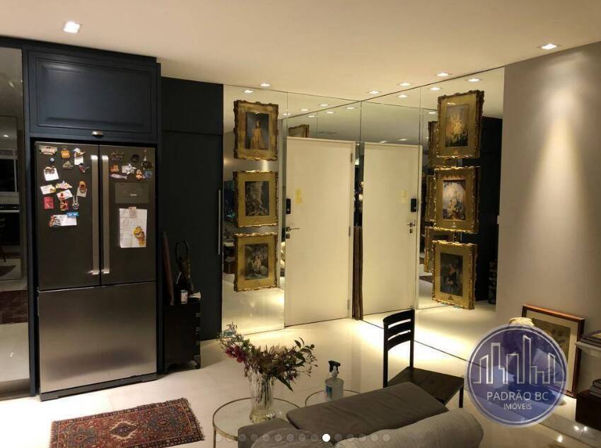 Apartamento para alugar com 3 quartos, 180m² - Foto 23