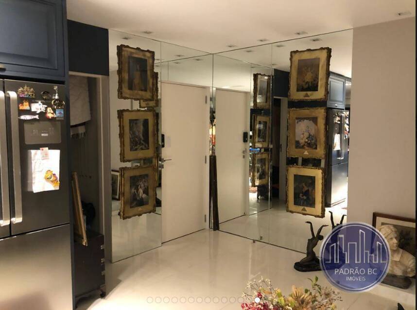 Apartamento para alugar com 3 quartos, 180m² - Foto 27