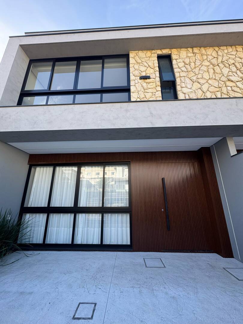 Casa, 3 quartos, 160 m² - Foto 1