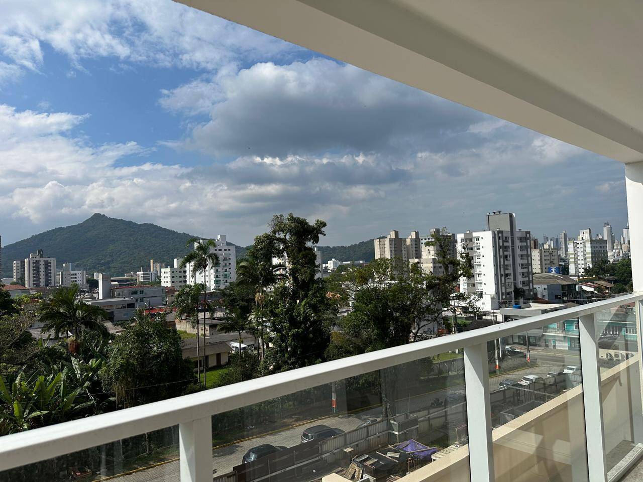 Apartamento à venda com 2 quartos, 71m² - Foto 3