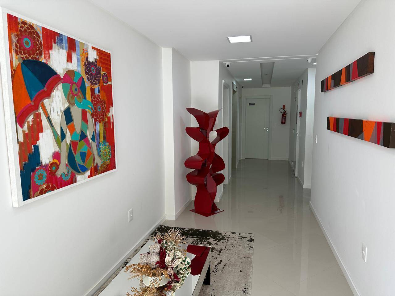 Apartamento à venda com 2 quartos, 71m² - Foto 4